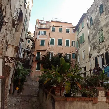 Apartamento Cisterna Home San Remo