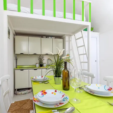 Apartment Cisterna Home